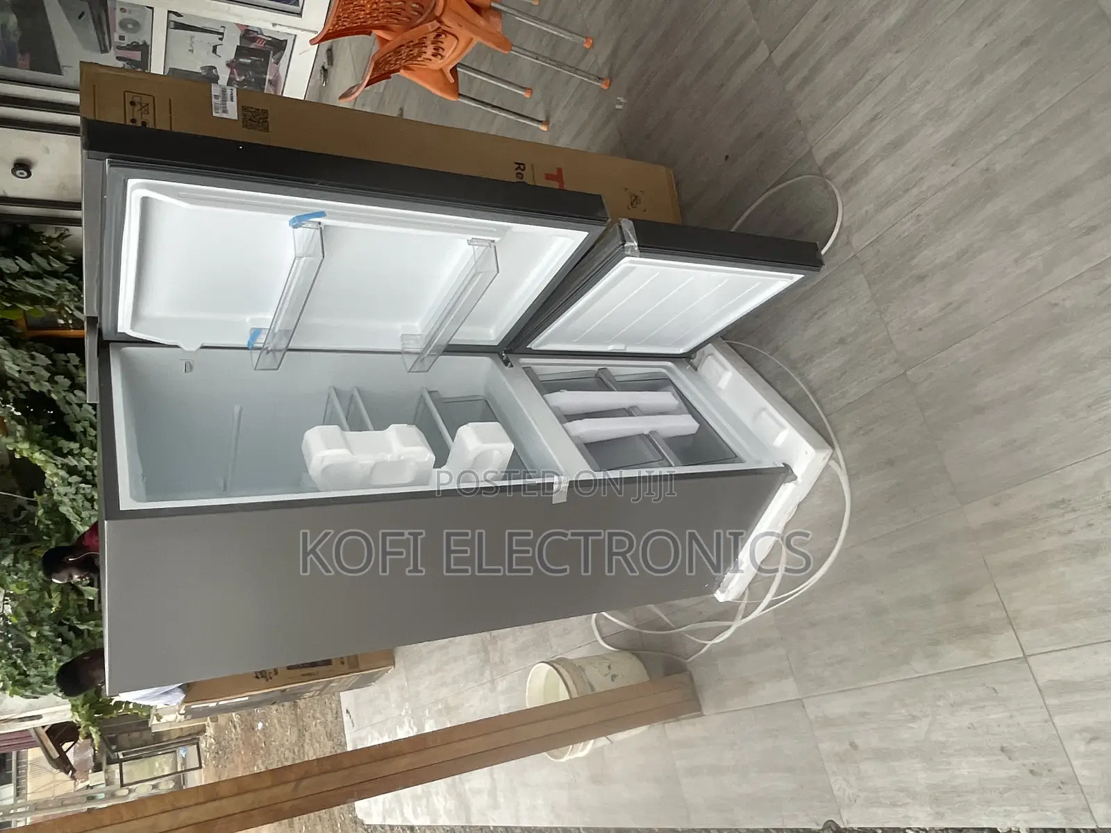 TCL 162L Bottom Mount Refriderator F163bf Silver