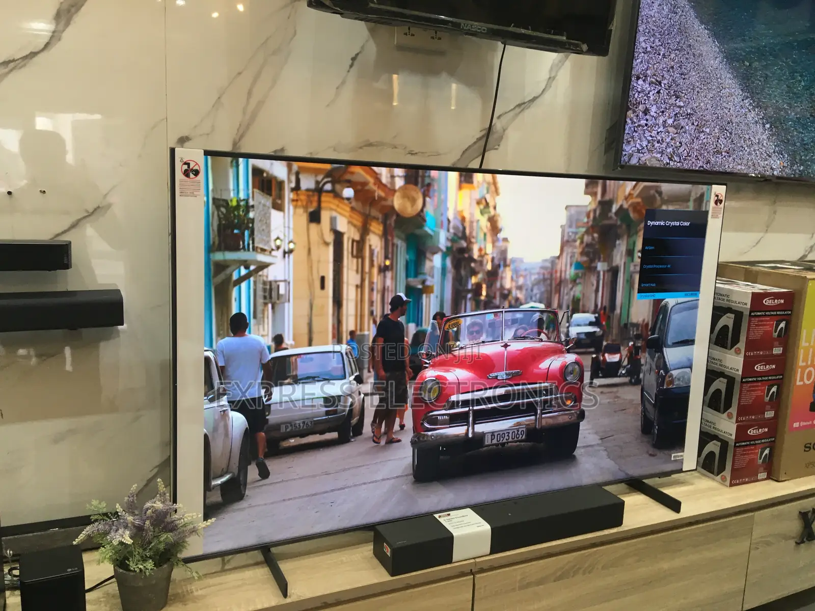 High Glossy Slim UHD Smart Samsung 65”Cu7000