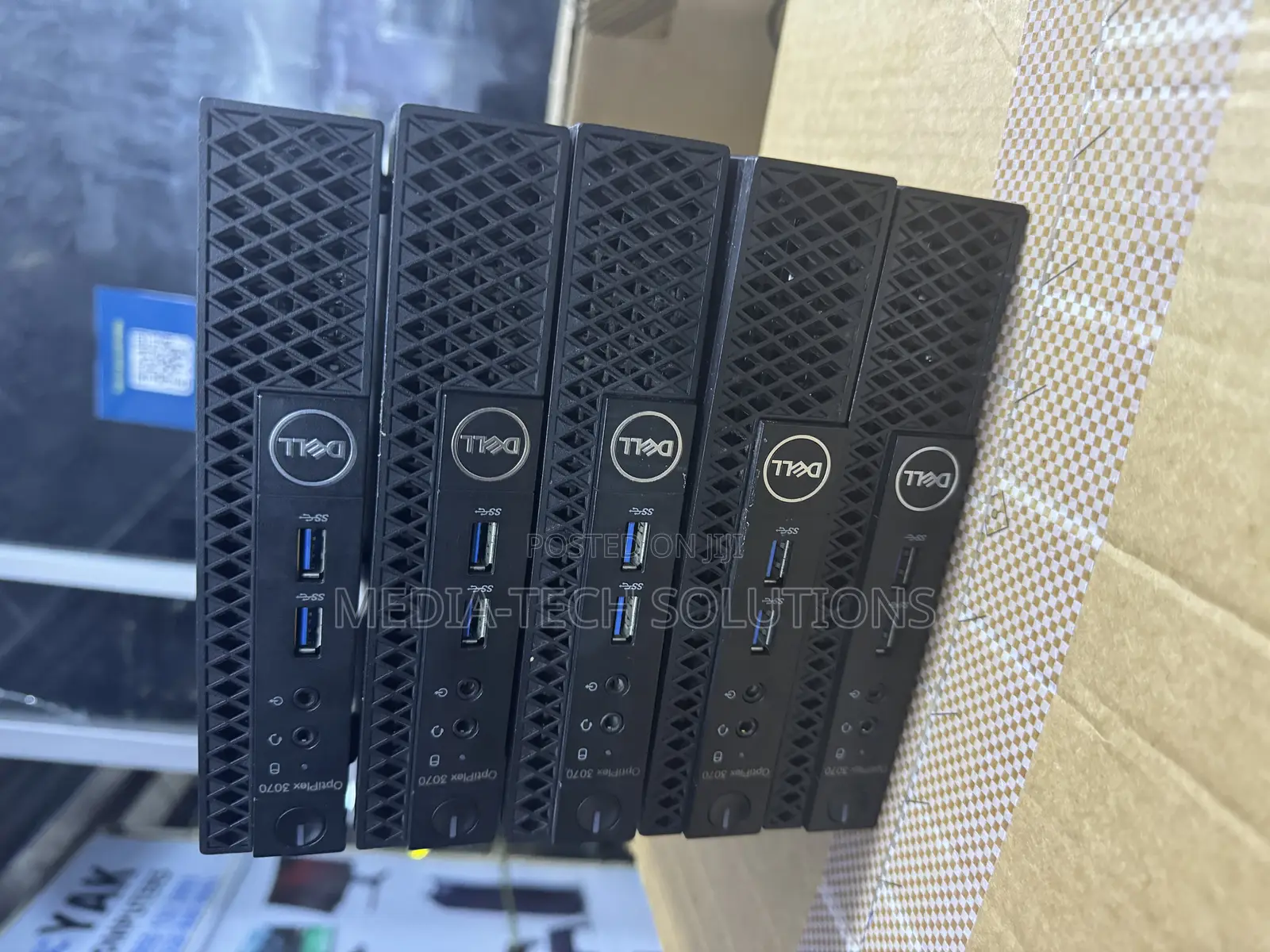 Desktop Computer Dell OptiPlex 3070 SFF 8GB Intel Core I5 SSD 256GB
