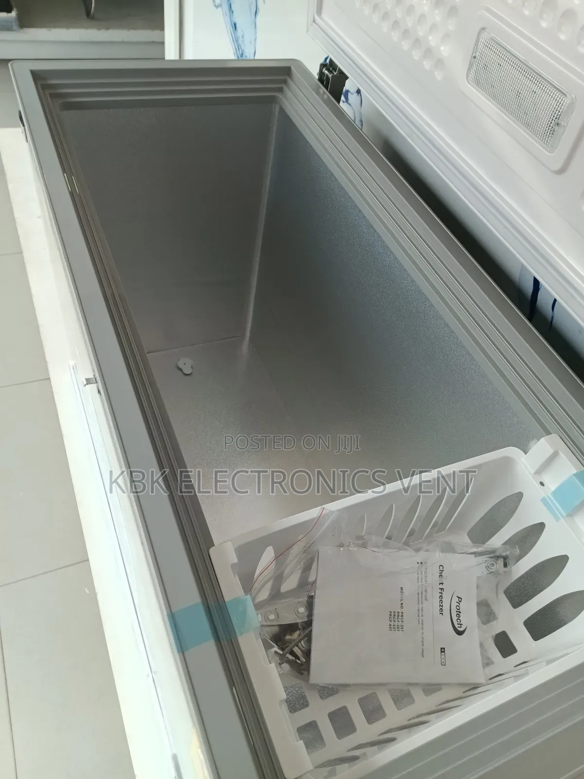 Protech 285ltr Chest Freezer