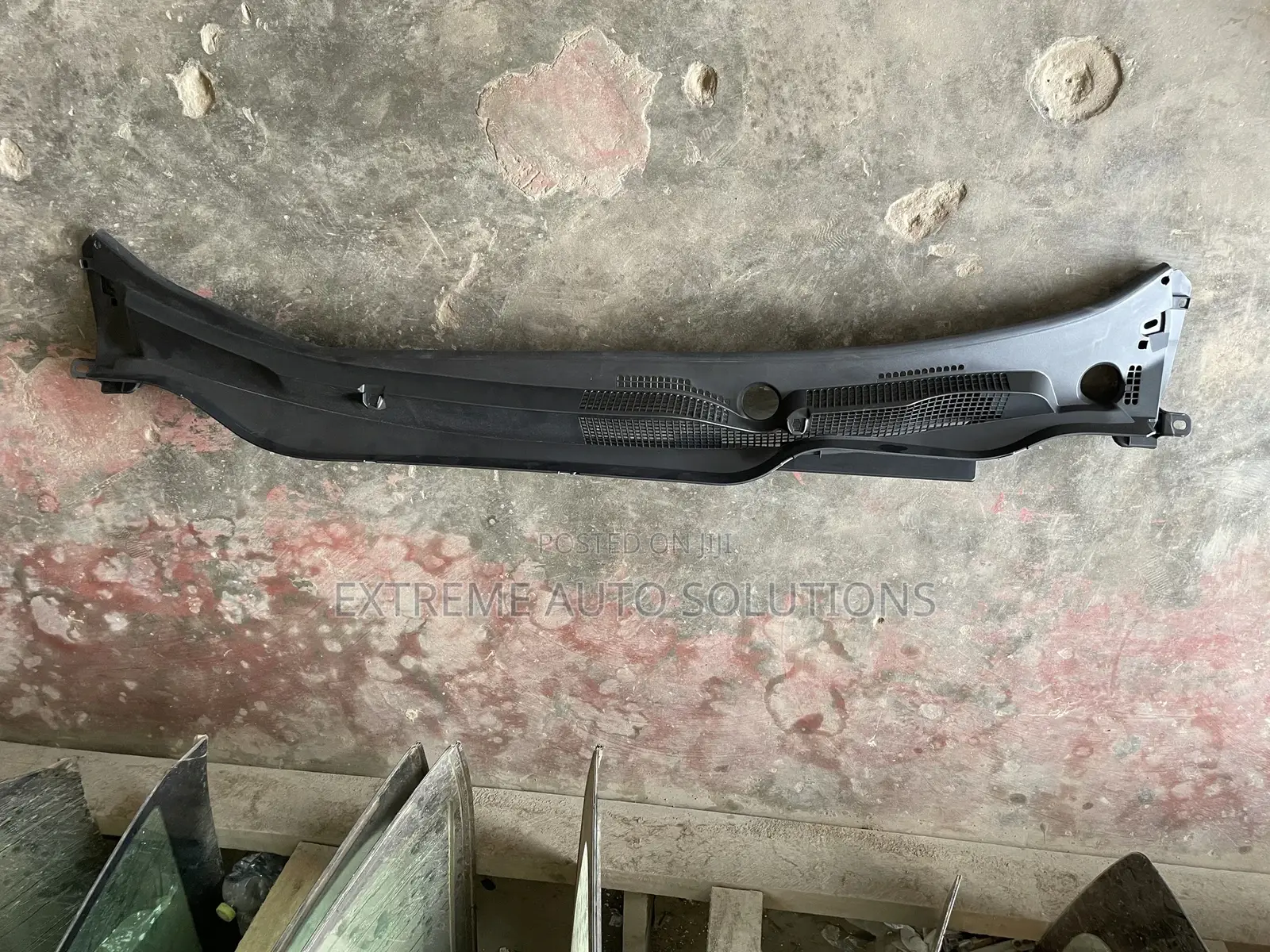 Honda CR-V 2018 Wiper Panel