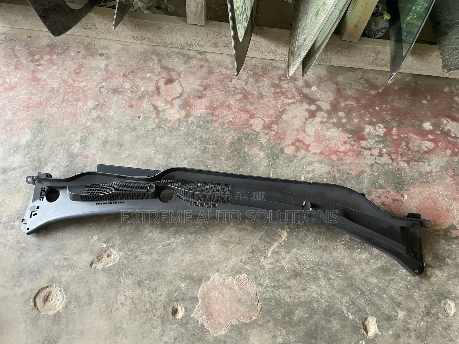 Honda CR-V 2018 Wiper Panel