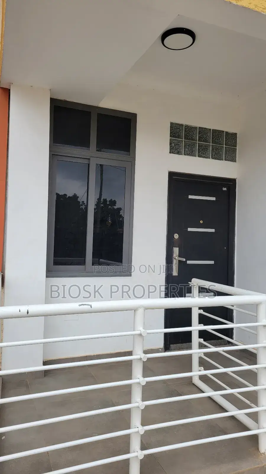 2bdrm Apartment in Biosk Properties, Malejor for rent