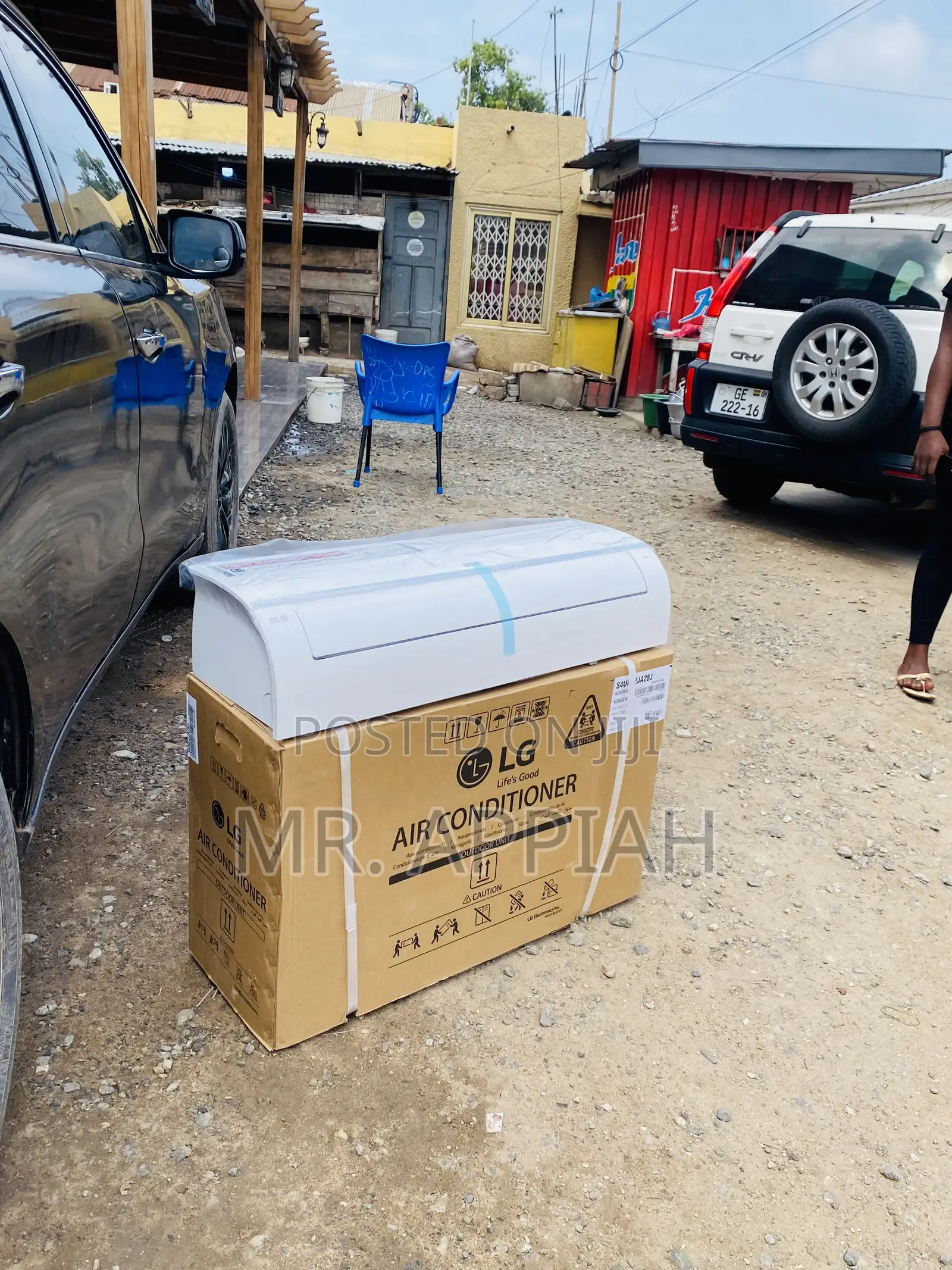 Authentic LG 1.5hp Dual Inverter Electric Ac(White).