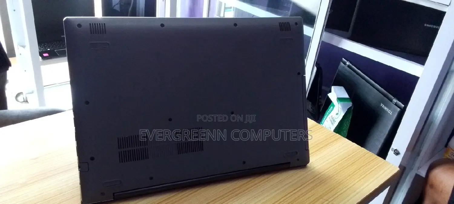 Laptop Lenovo IdeaPad 110 4GB Intel HDD 160GB