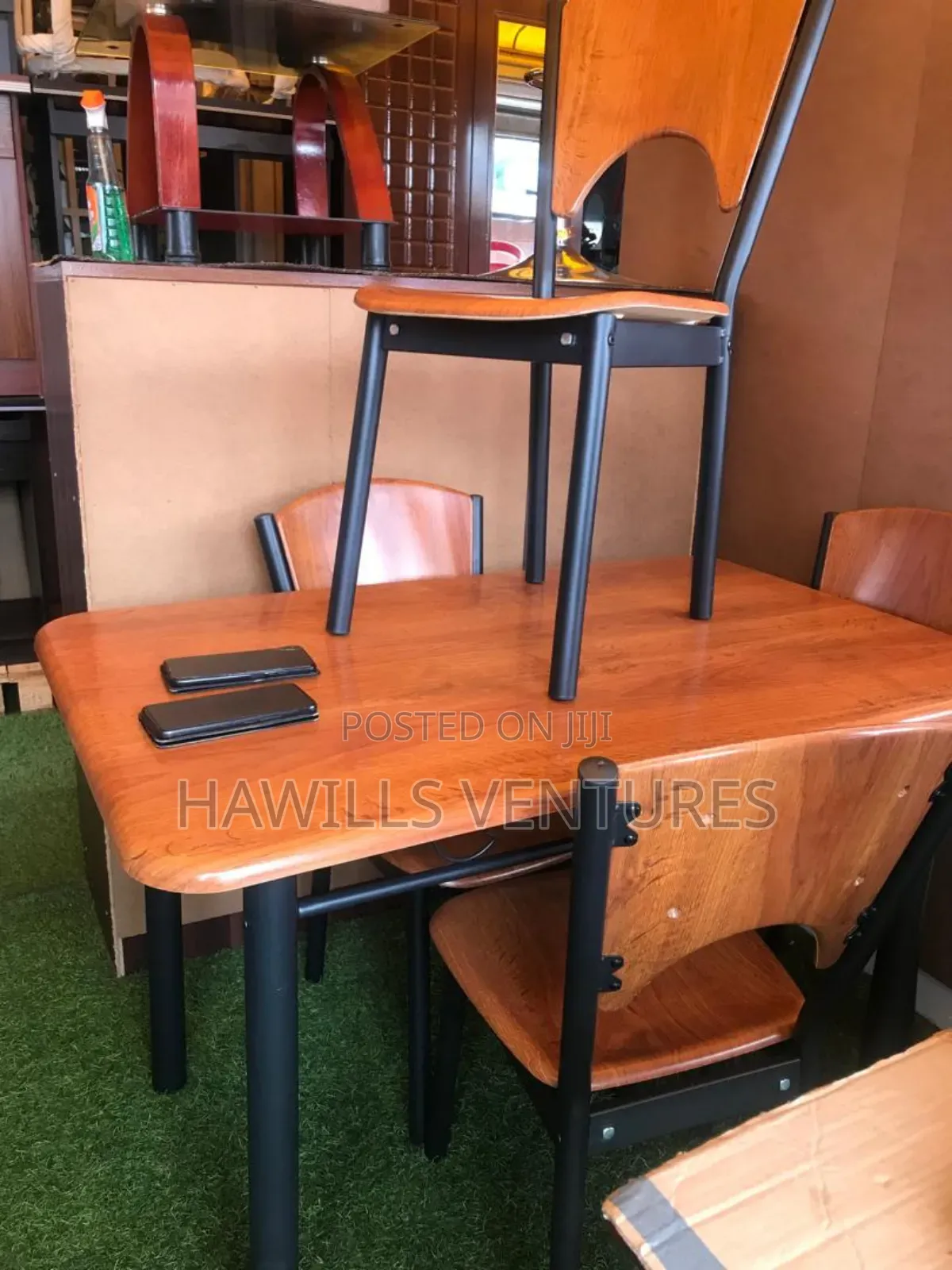 Restaurant Table Set