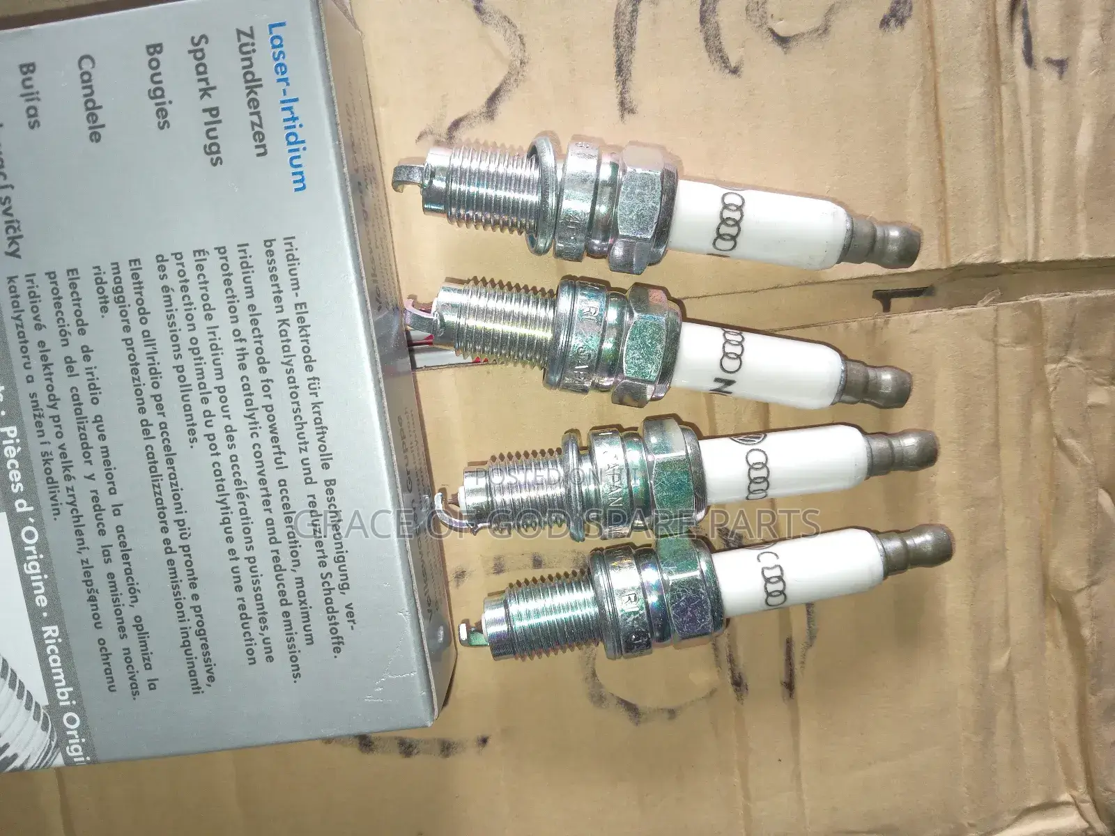 Audy Q7 2011 Spark Plugs Original