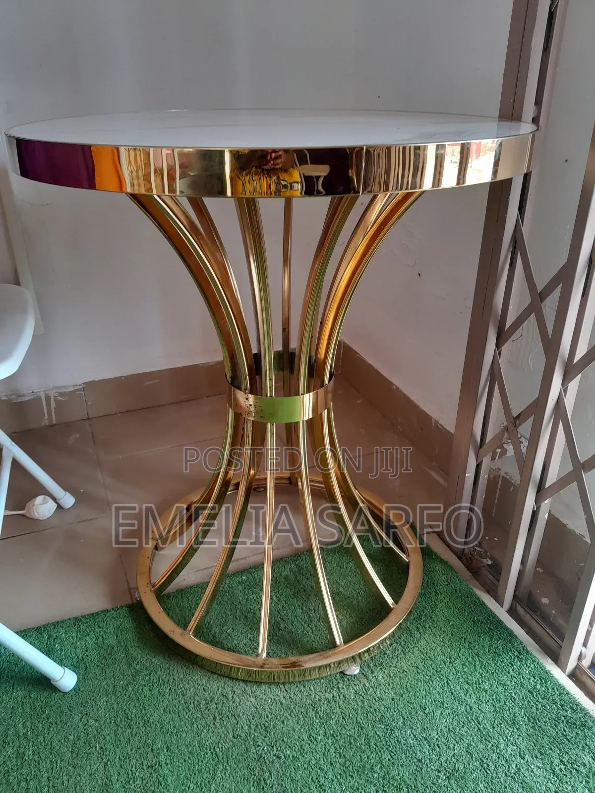 Bridal Table or Cake Stand for Rental