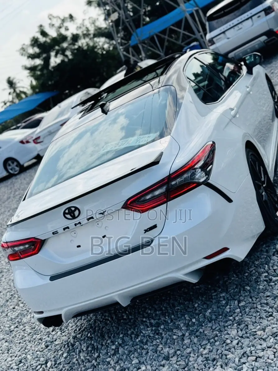 Toyota Camry XSE 2023 White