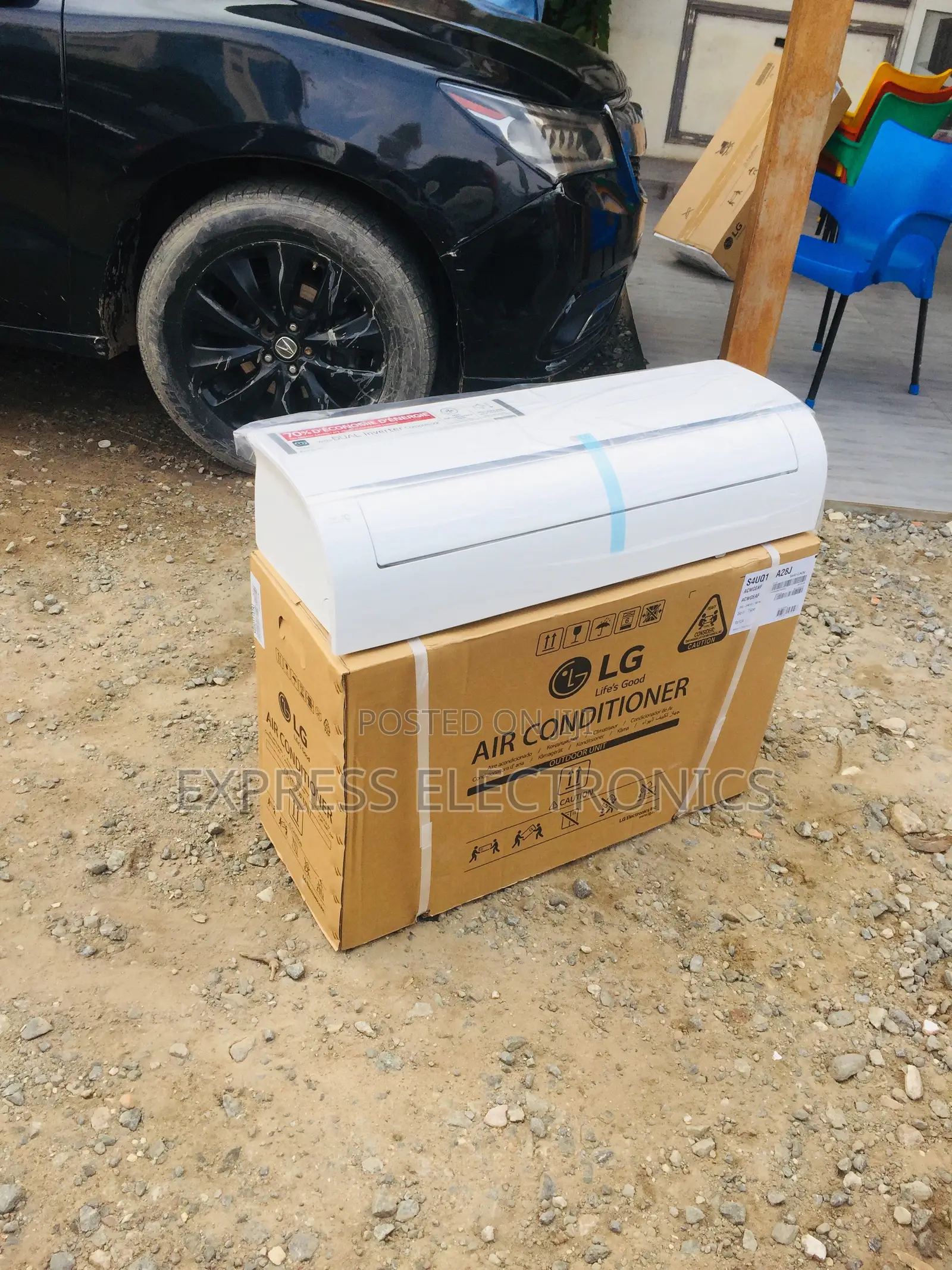 Washable Filter Air Conditioner LG Dual Inverter 1.5hp