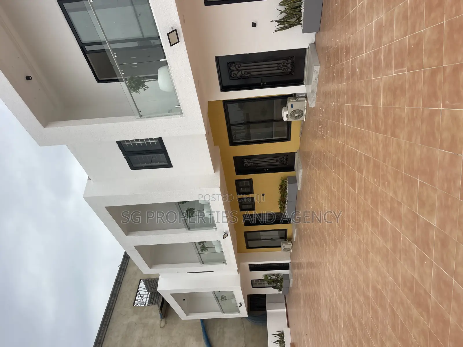 2bdrm Townhouse / Terrace in Lashibi, Spintex for rent