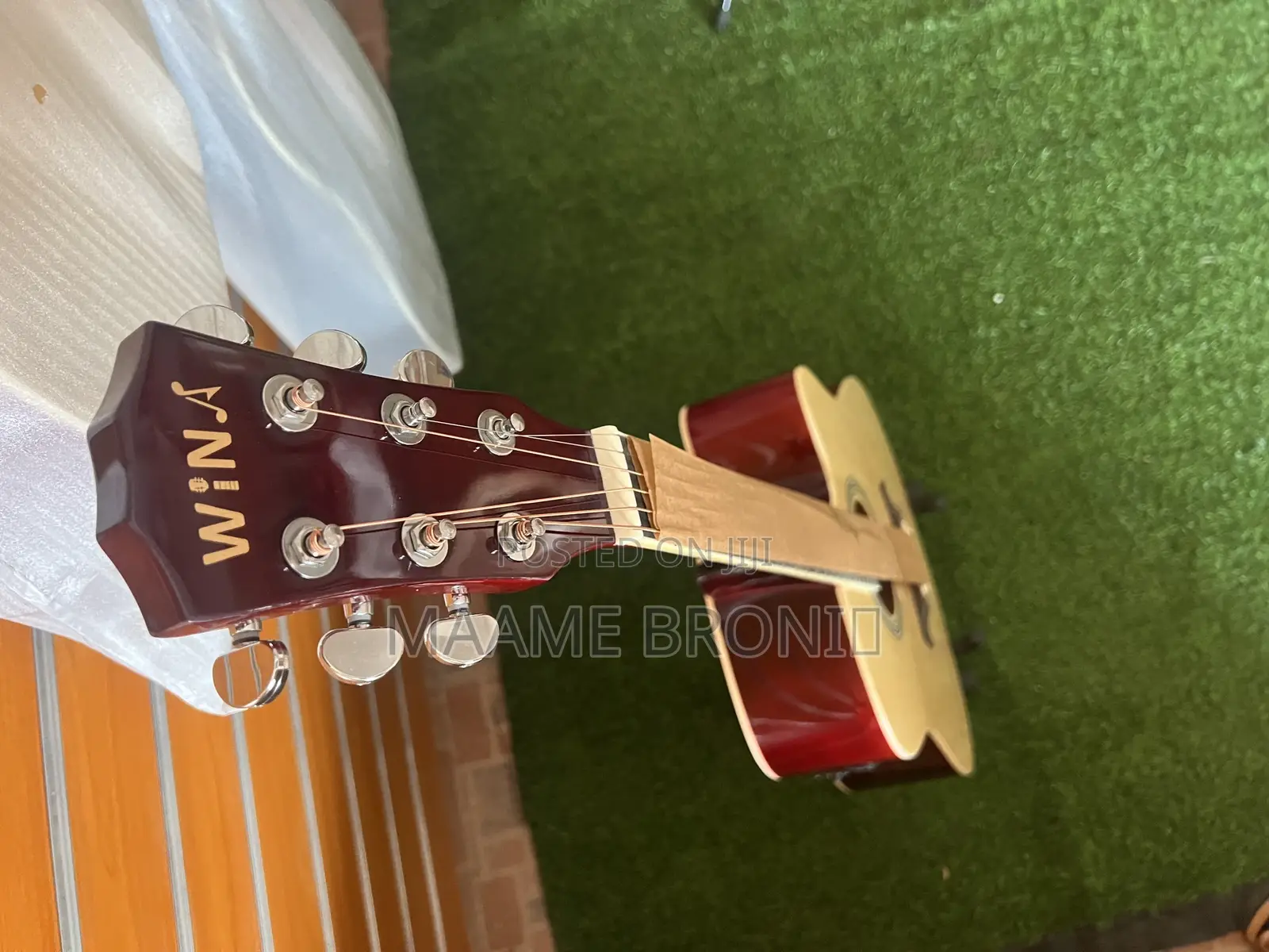 Semi Acoustic + Free Bag Etc