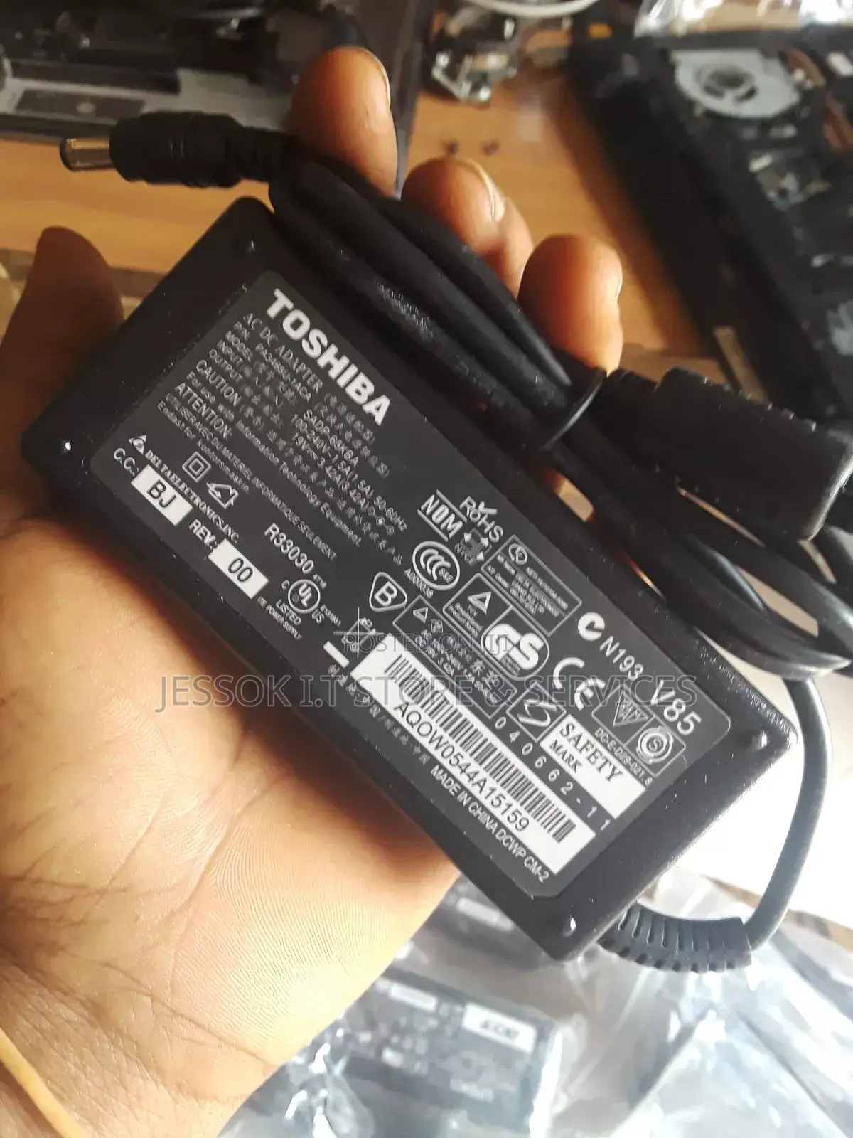 Toshiba Laptop Charger 19 Volts 3.42A New Wholesale/Retail