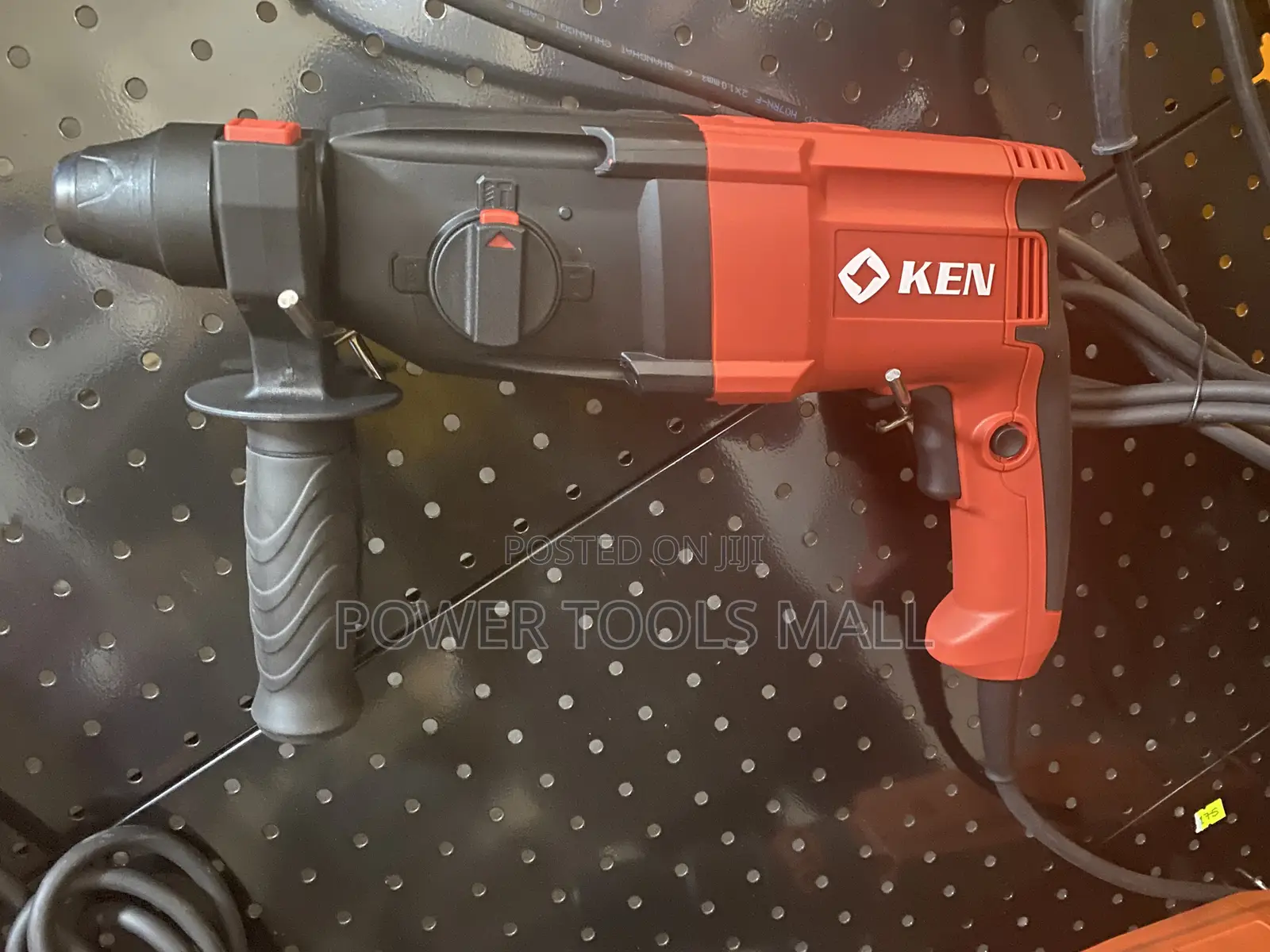 Professional Rotary Hammer 810w KEN