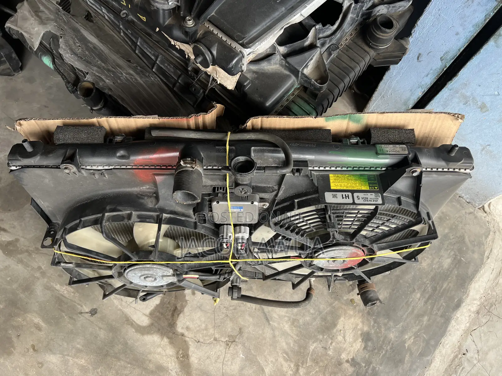 Toyota Sienna Radiator (2011-2016/Lexus-Rx350-2010-2015)