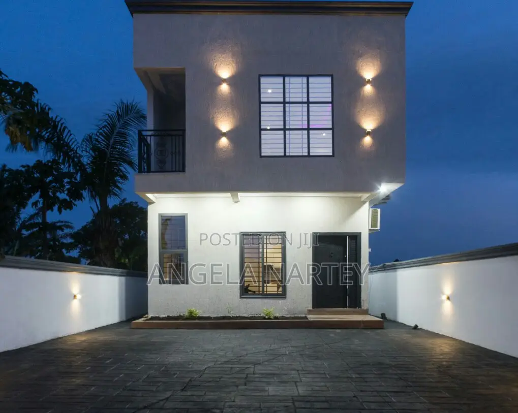 4bdrm House in Spintex for sale
