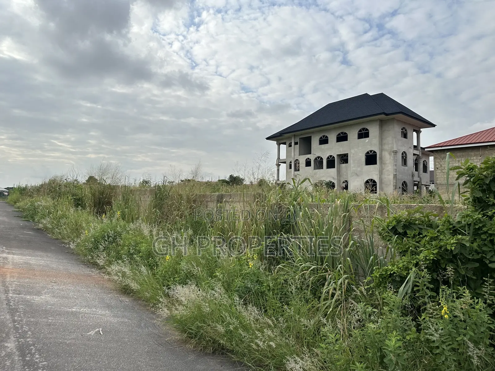 Two Plots for Sale at Ohwimuse Hilltop-Diamond Hills.