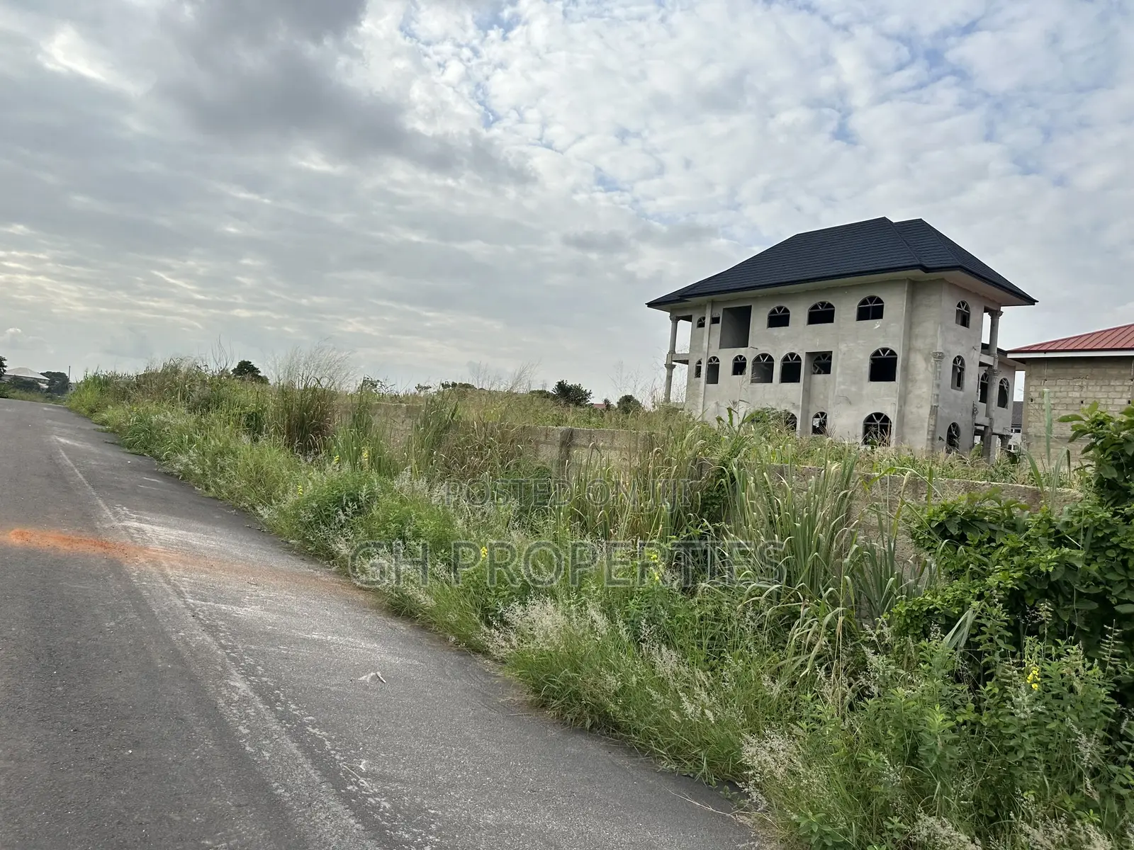 Two Plots for Sale at Ohwimuse Hilltop-Diamond Hills.