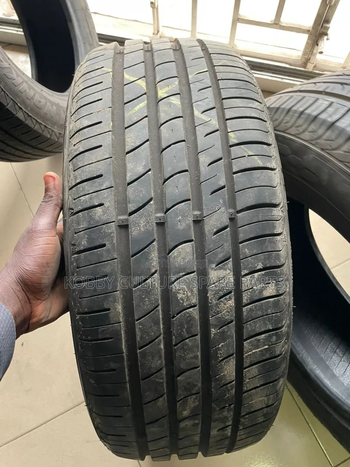 Original First Grade Used Tyres Available for All Cars