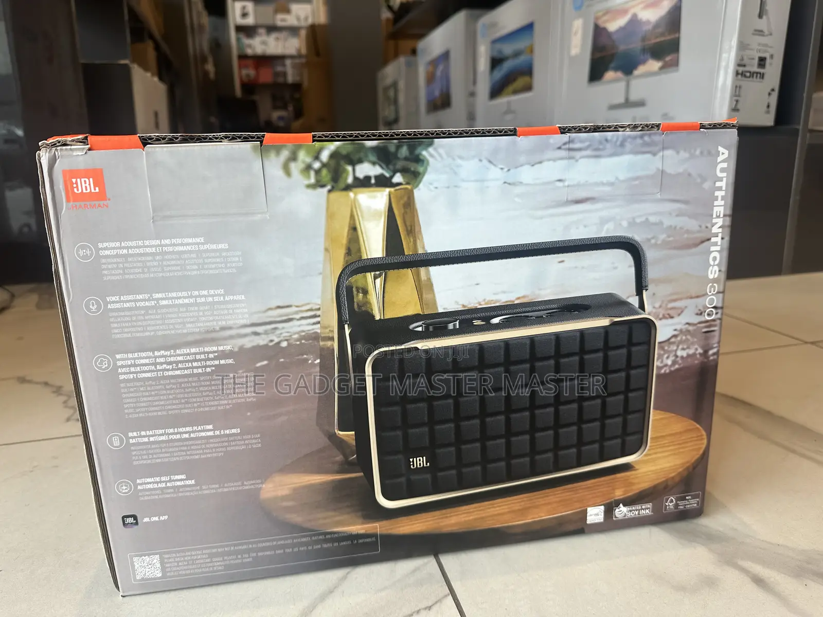JBL Authentics 300