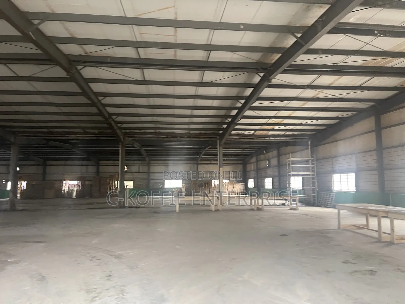 700sqm Warehouse at Spintex for Rent