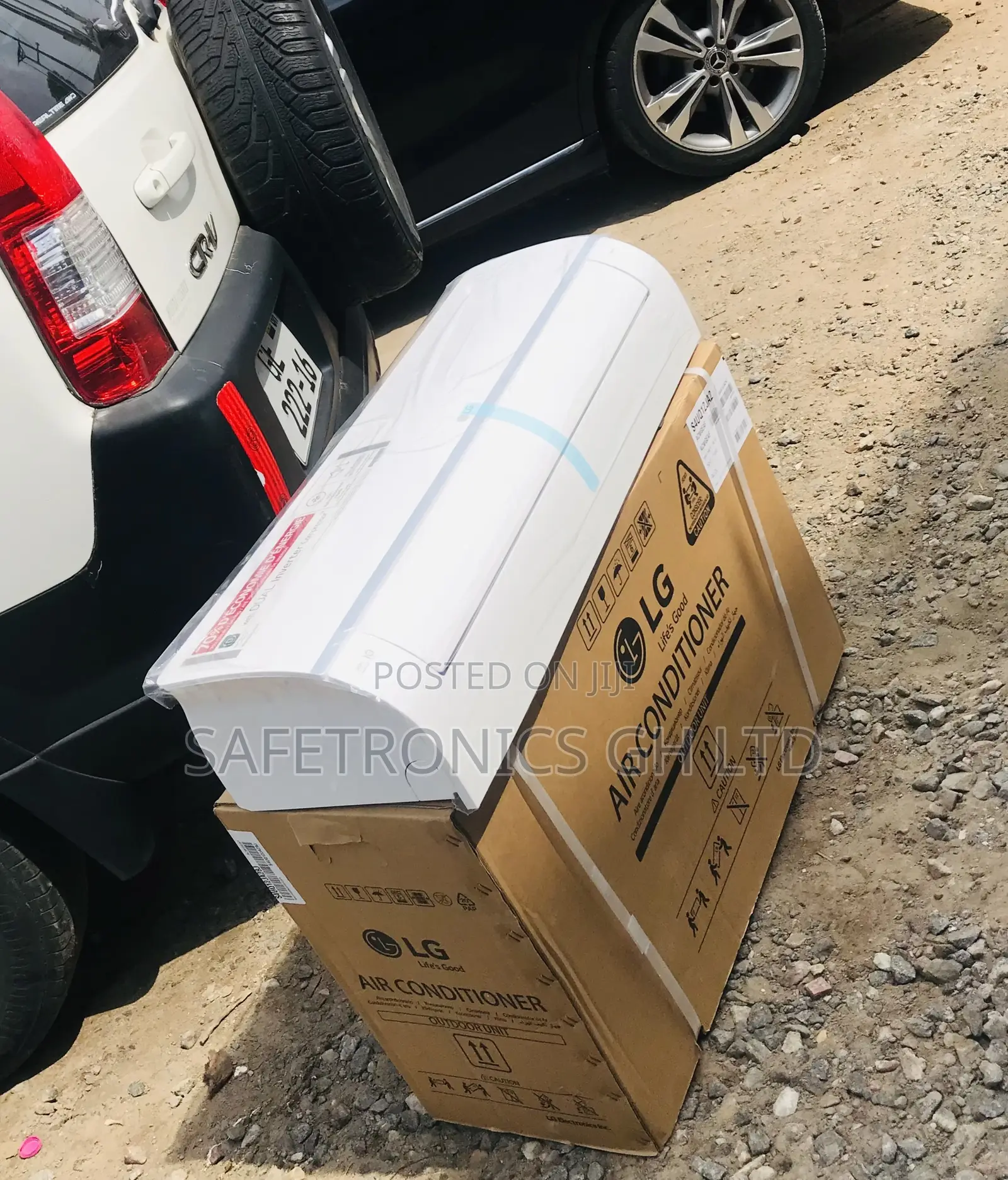2.0hp R410 Gas White LG AC Dual Inverter