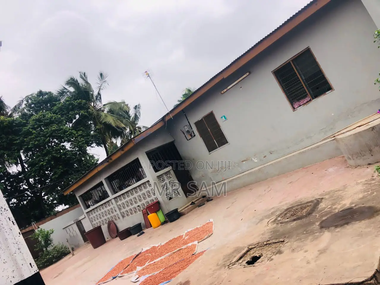 5bdrm House in Lapaz for sale