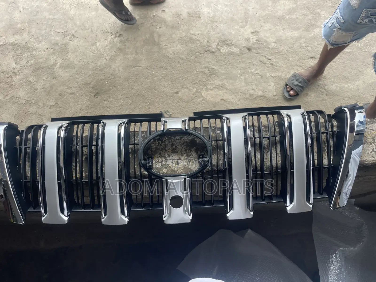 Land Cruiser Prado Bumper Shell Grill 2014 2015 2016