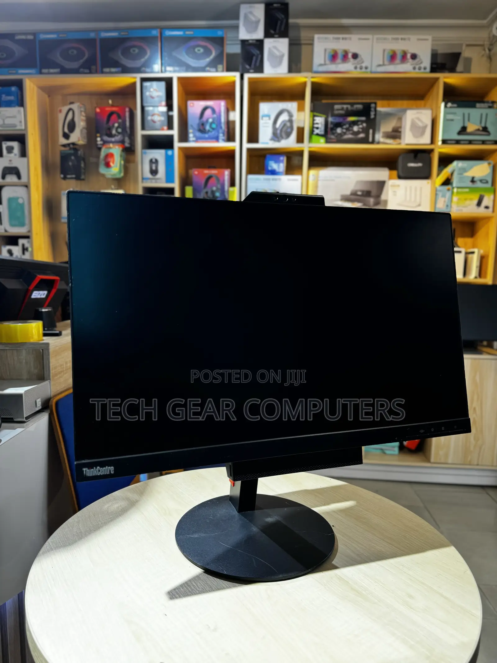 Desktop Computer Lenovo 8GB Intel Core I5 SSD 512GB