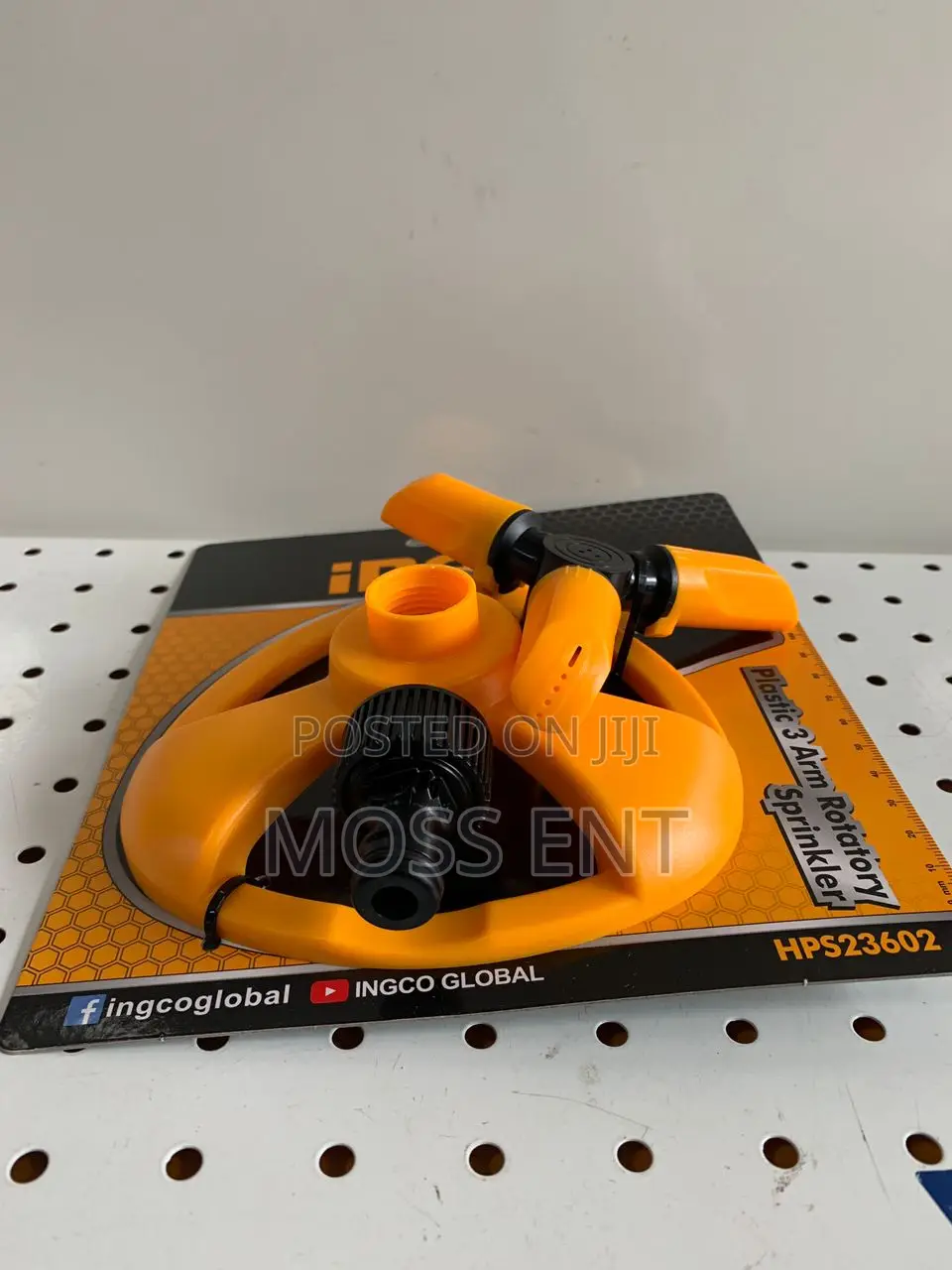 Plastic 3 Arm Rotatory Sprinkler 0.75" - Hps23602