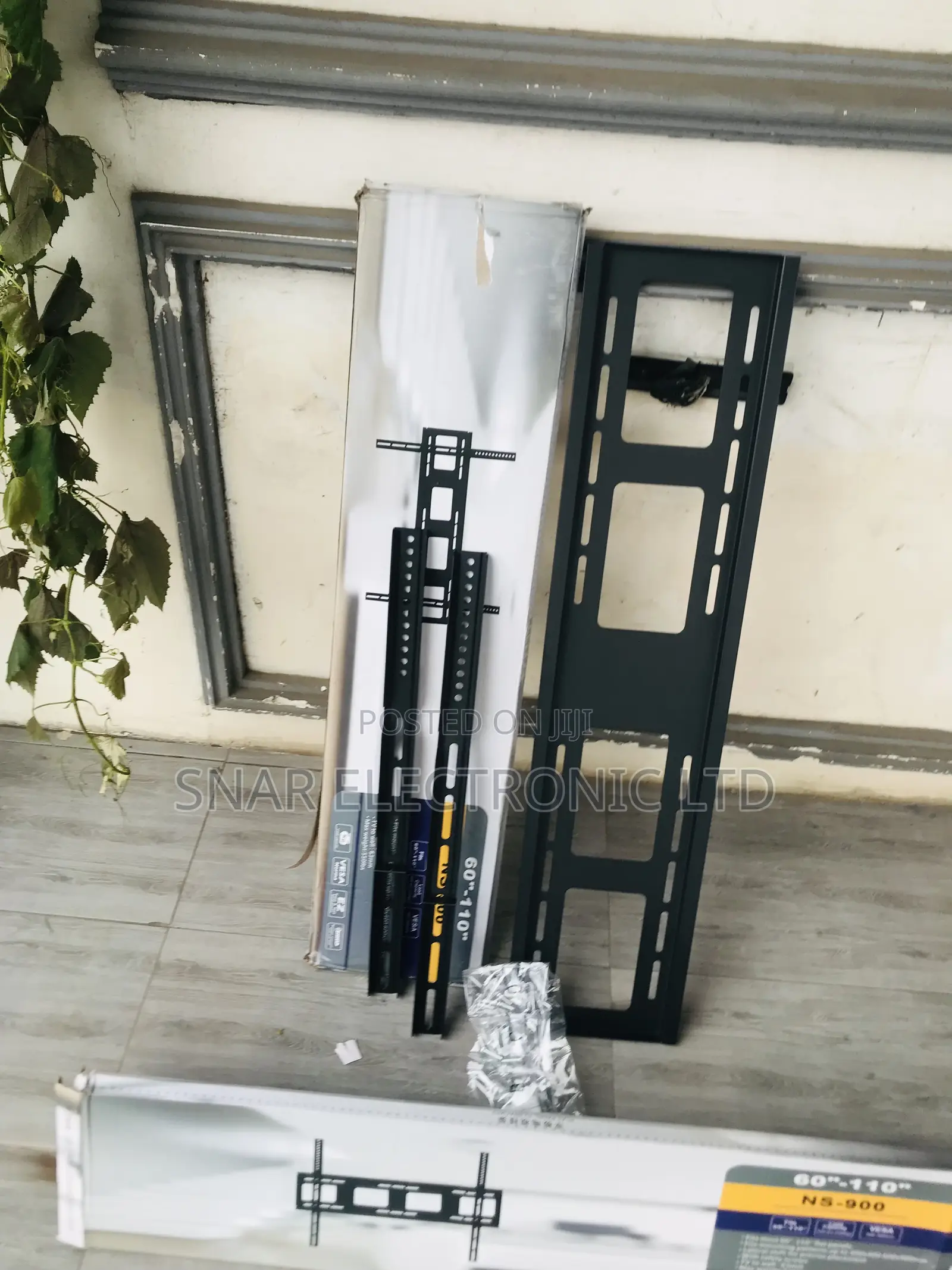 Grab TV Bracket for 60-110 Inch Big Size TV Wall Mount