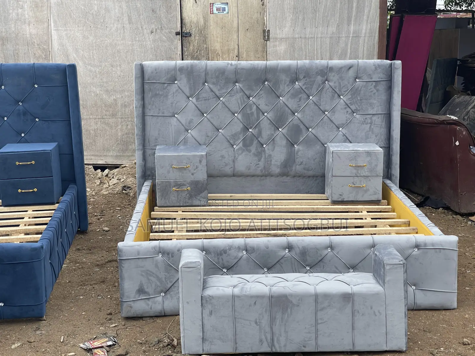 Queen Size Bed Frame With 2 Side Drawers Ottoman