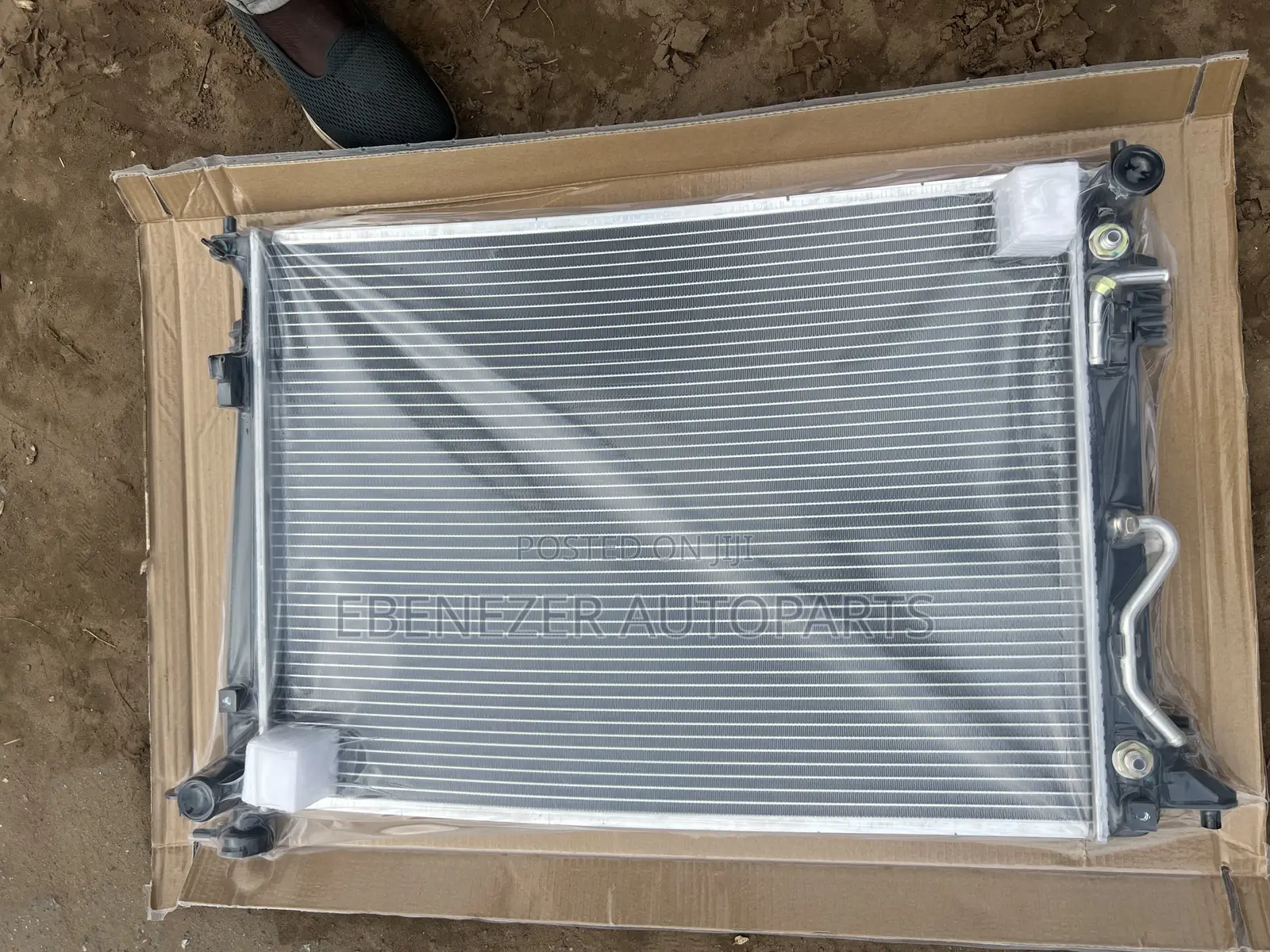 Kia Sportage Radiator/Water Tank 2014 2015 2016