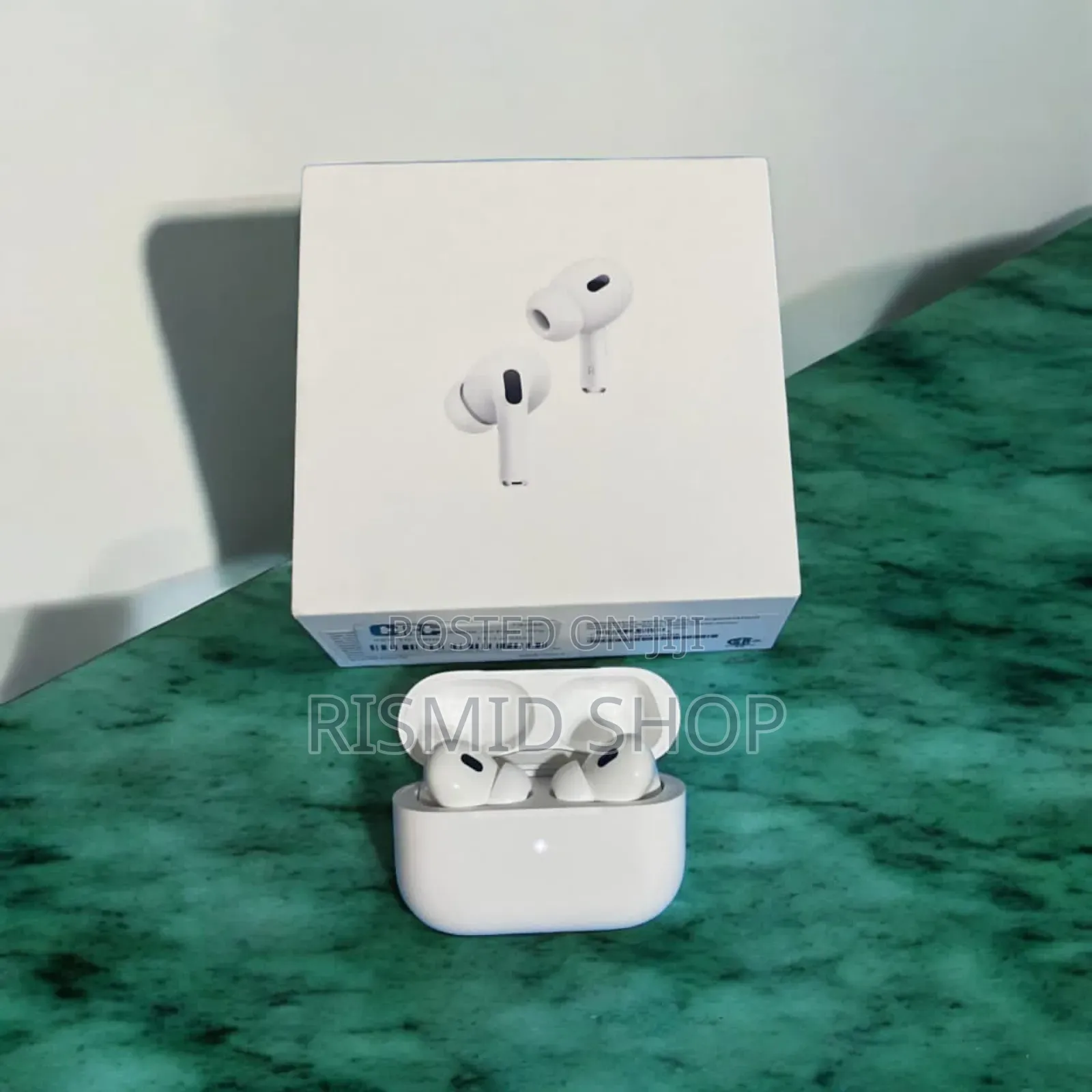 2nd Generation Airpods Pro 2 (Tn888)