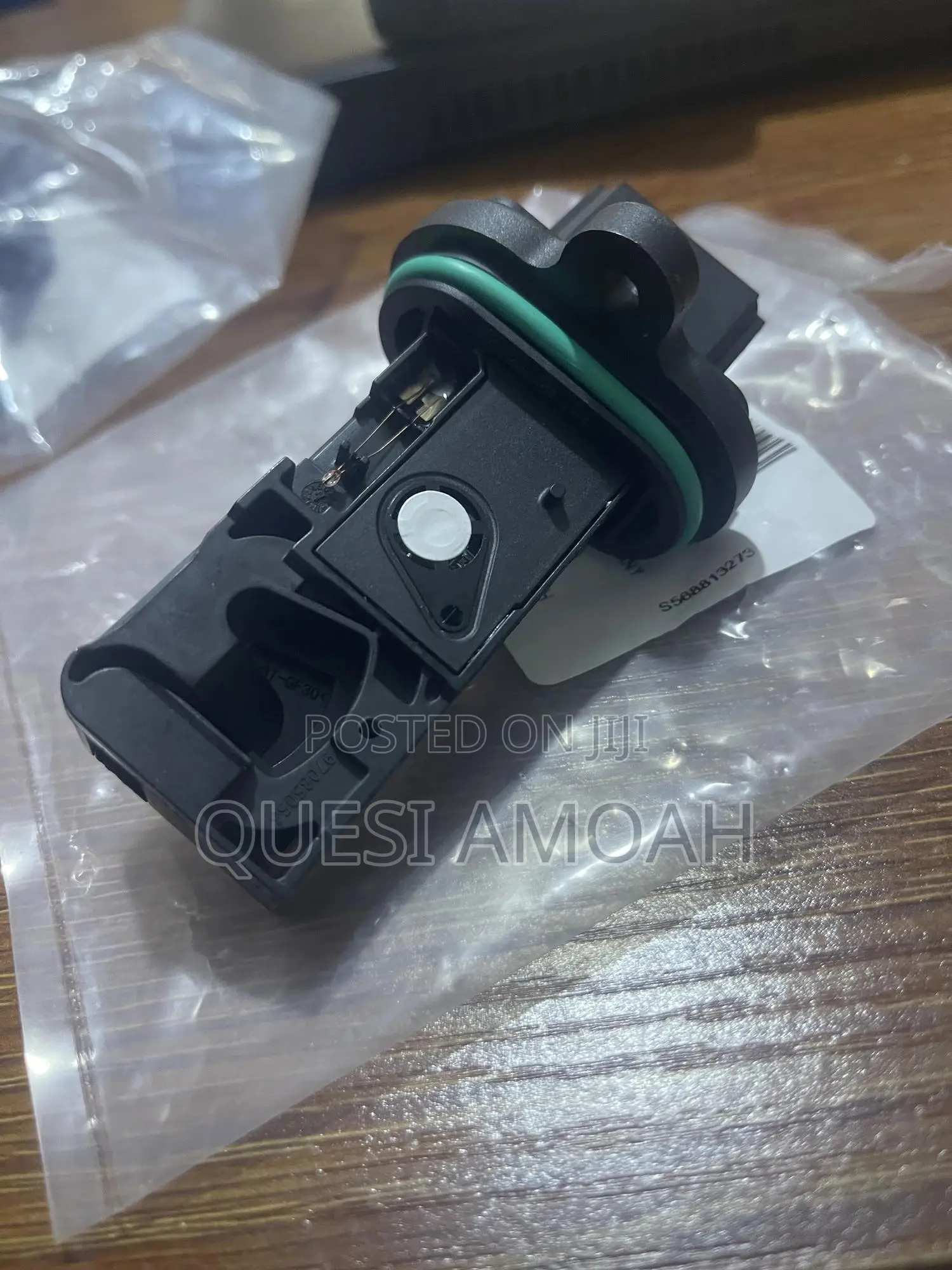 Chevrolet Cruze Mass Air Flow Sensor.