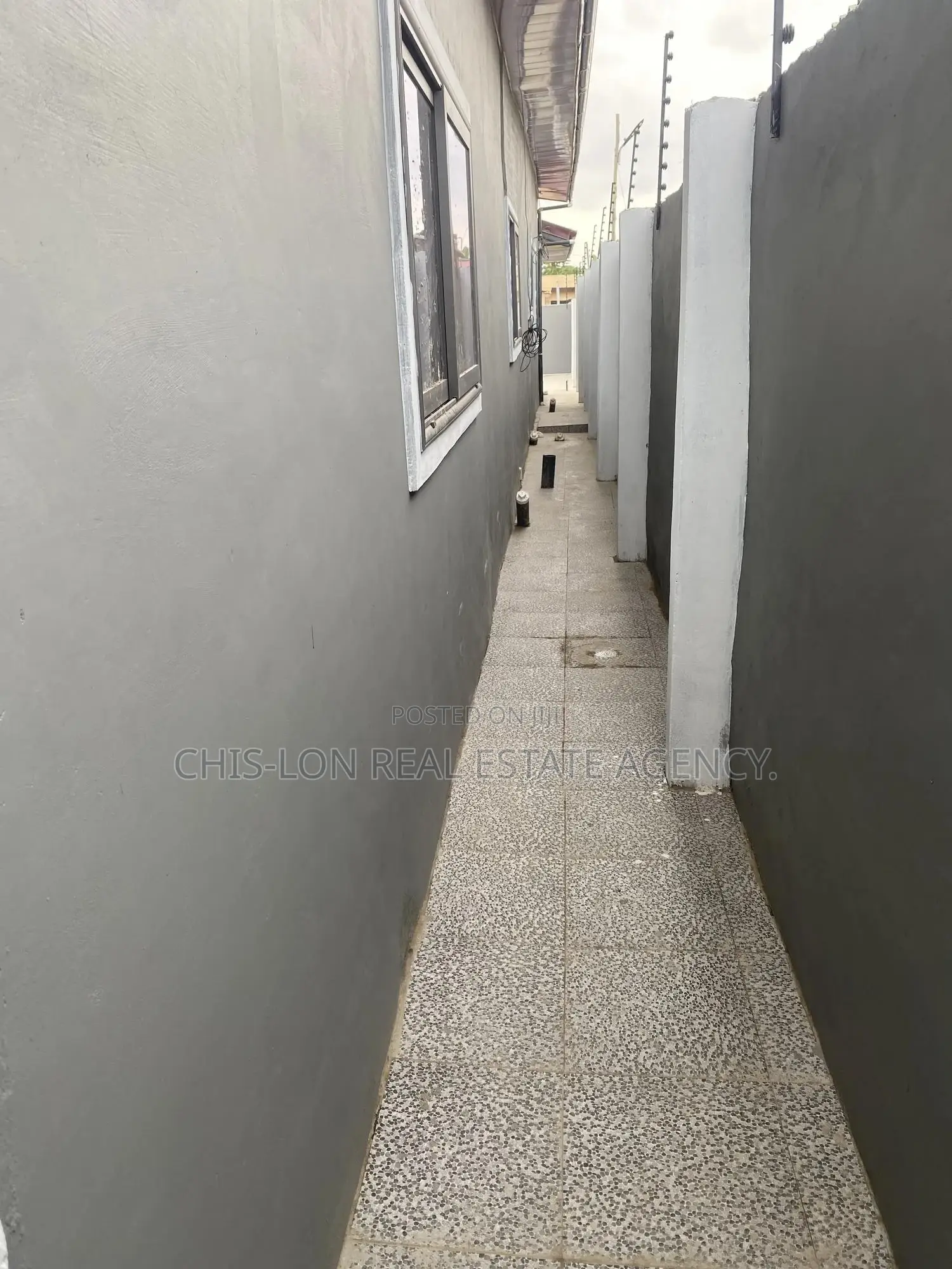 3bdrm House in Sharp-Connect., Kasoa for sale