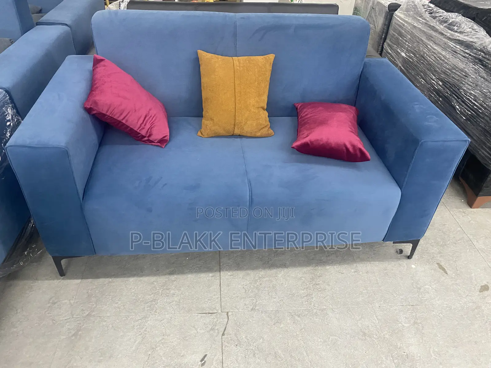 Couches/ Sofa 2in1