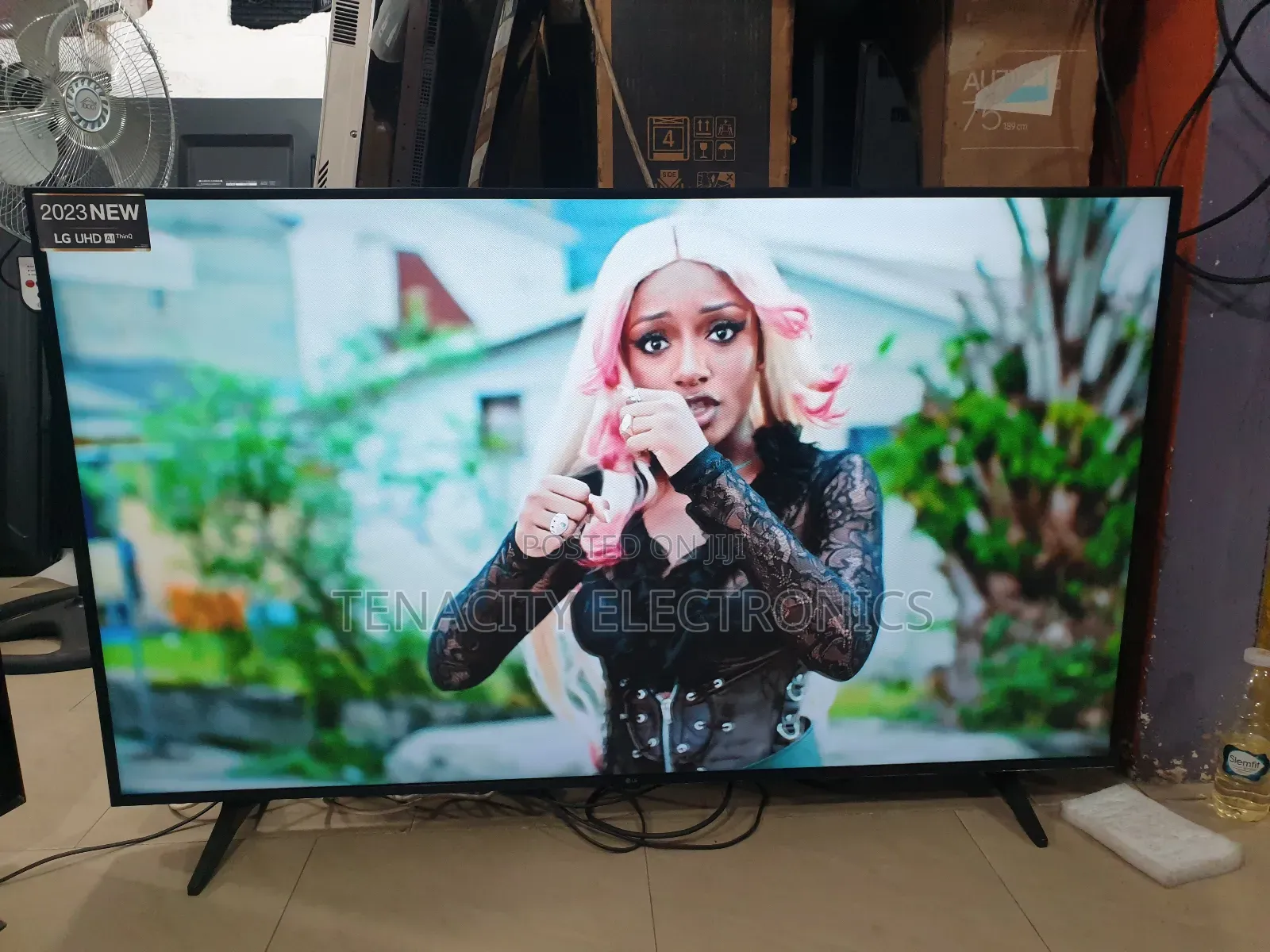 2023/Lg 55"Uhd HDR Edgeless Smart Tv