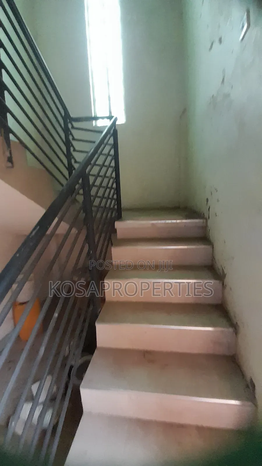 4bdrm Apartment in Labadi Palm Wine for rent