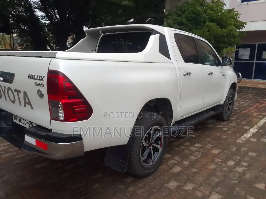 Pick Up Trucks- For Rent