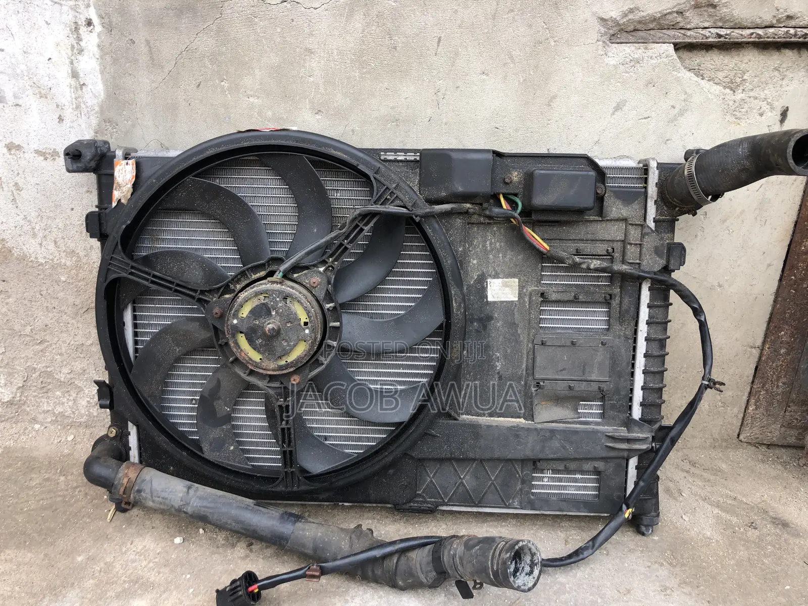 Mini Cooper R50 Radiator 2007 Available