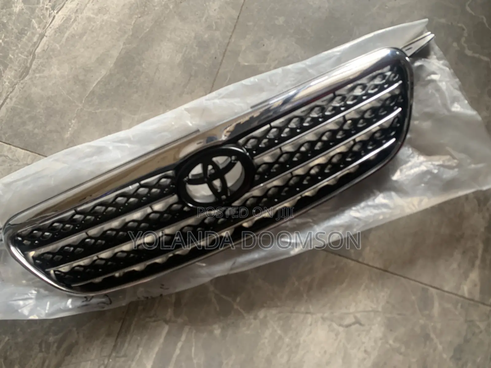 Toyota Corolla Front Grill (All Kinds of Cars)