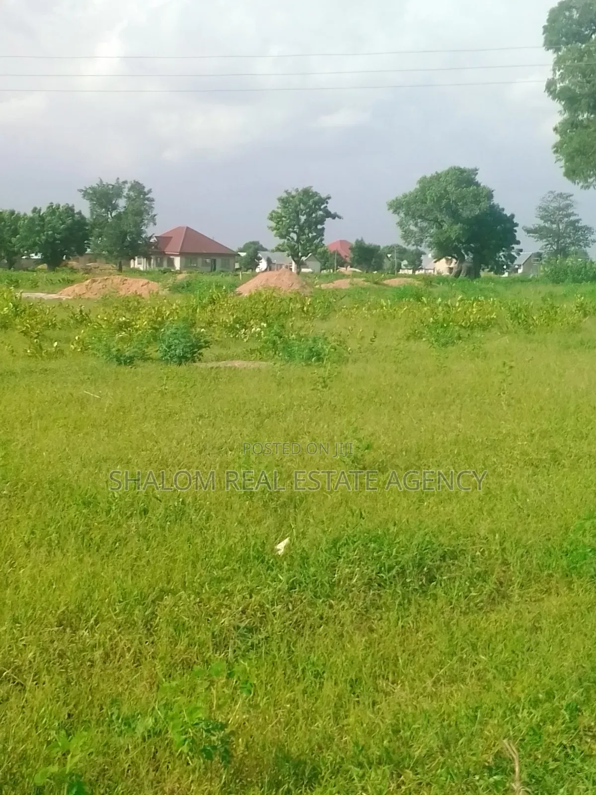 A Plot of Land at Chanshegu for Sale