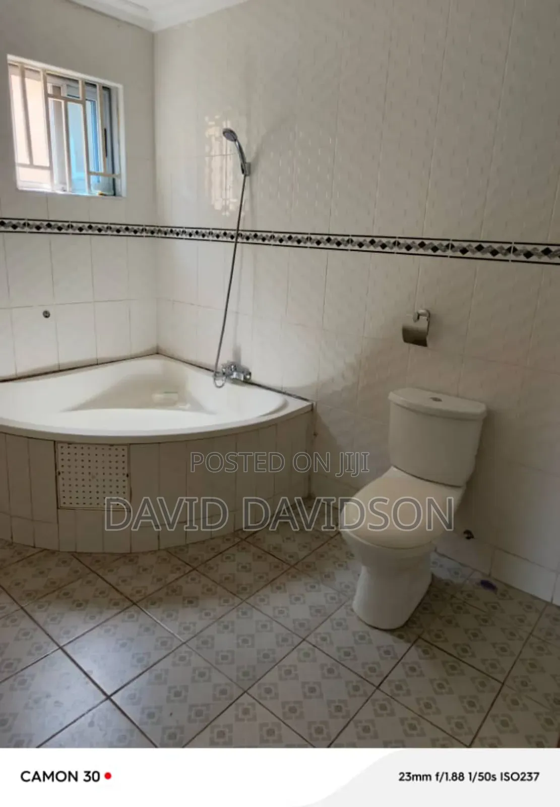 3bdrm House in 3 Bedroom Self, Tema Metropolitan for rent