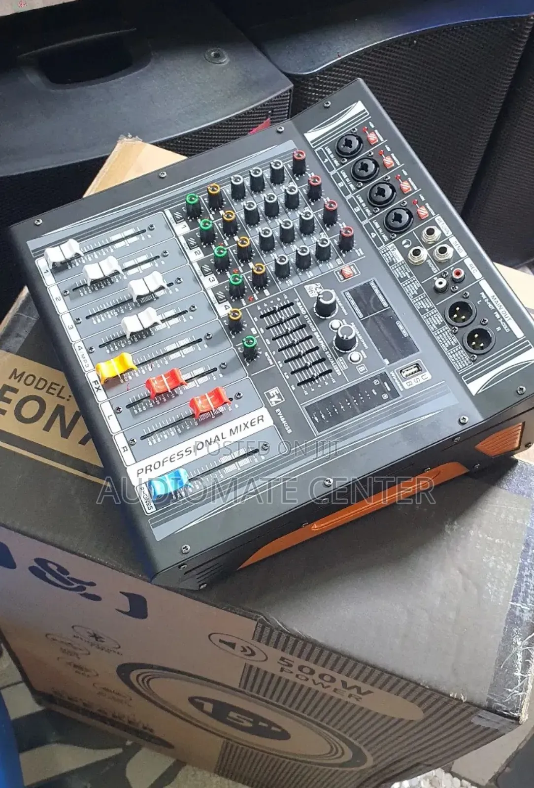 4 Channels Powered Mixer
