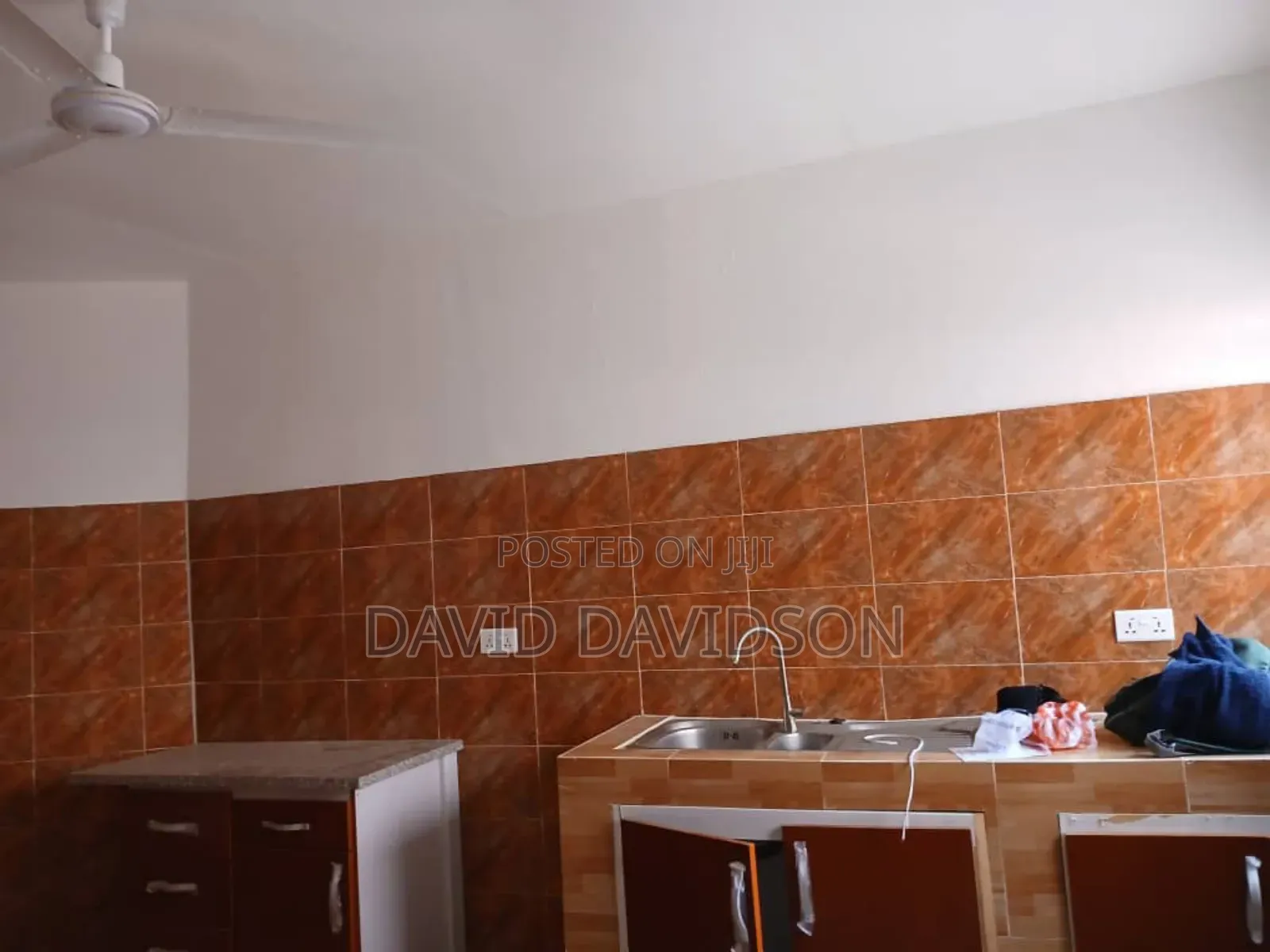 2bdrm House in 2 Bedroom Self, Tema Metropolitan for rent