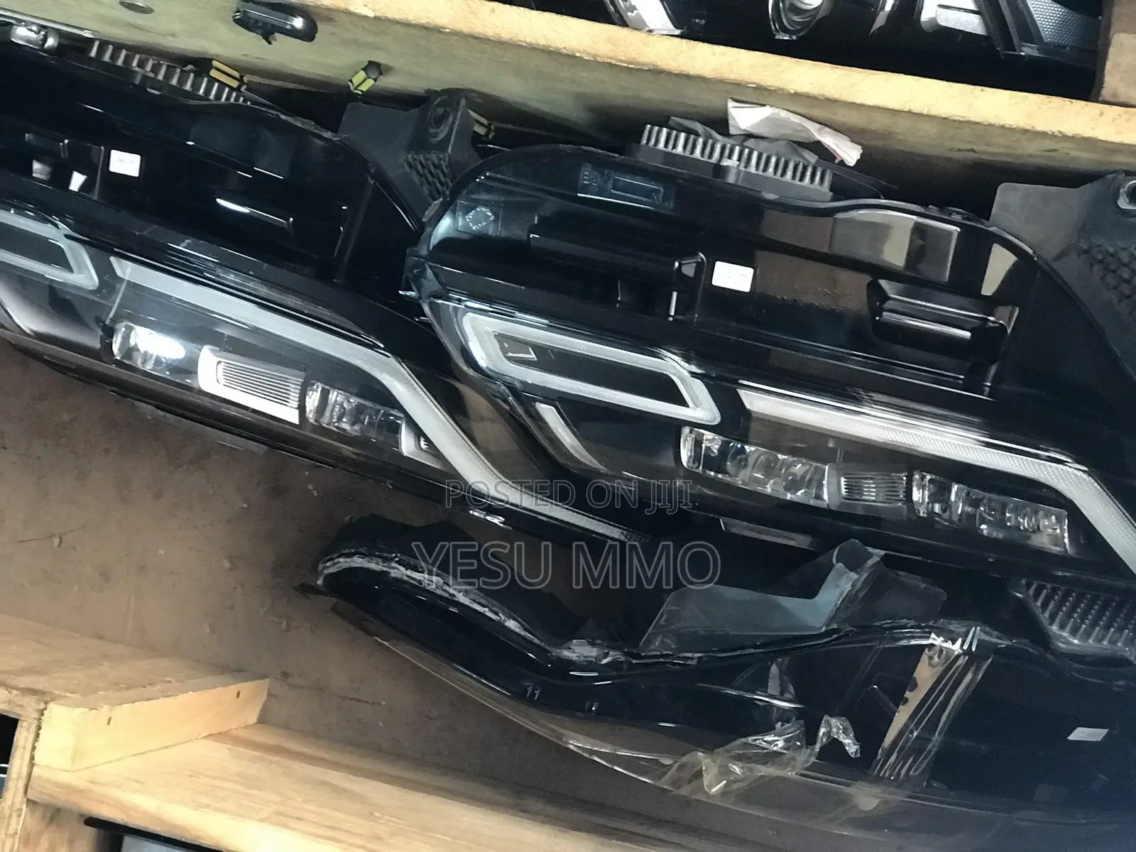 Range Rover Verla LED Headlight