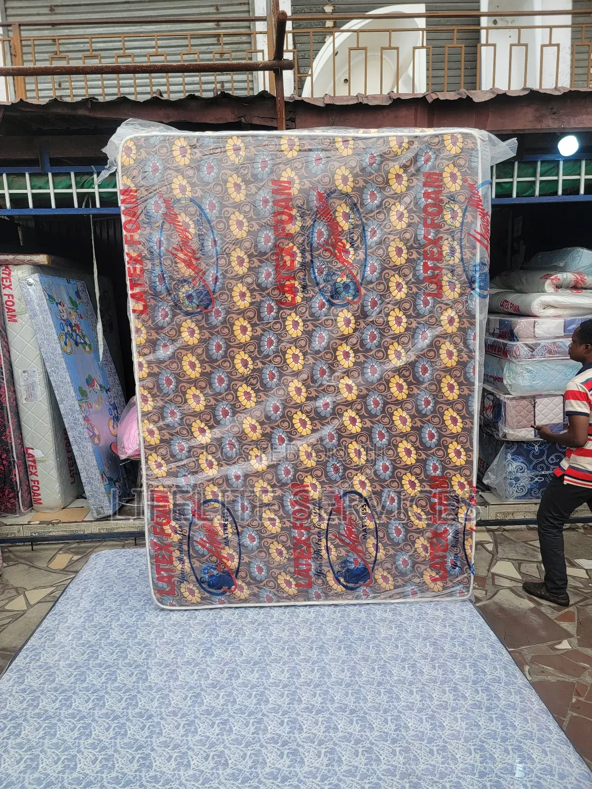 Durable and Affordable Large Size Mattress 16" Double
