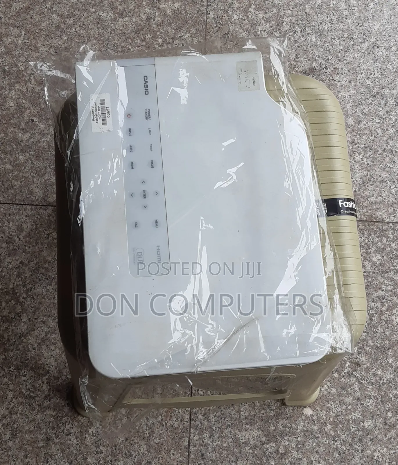 Casio Slim Projector