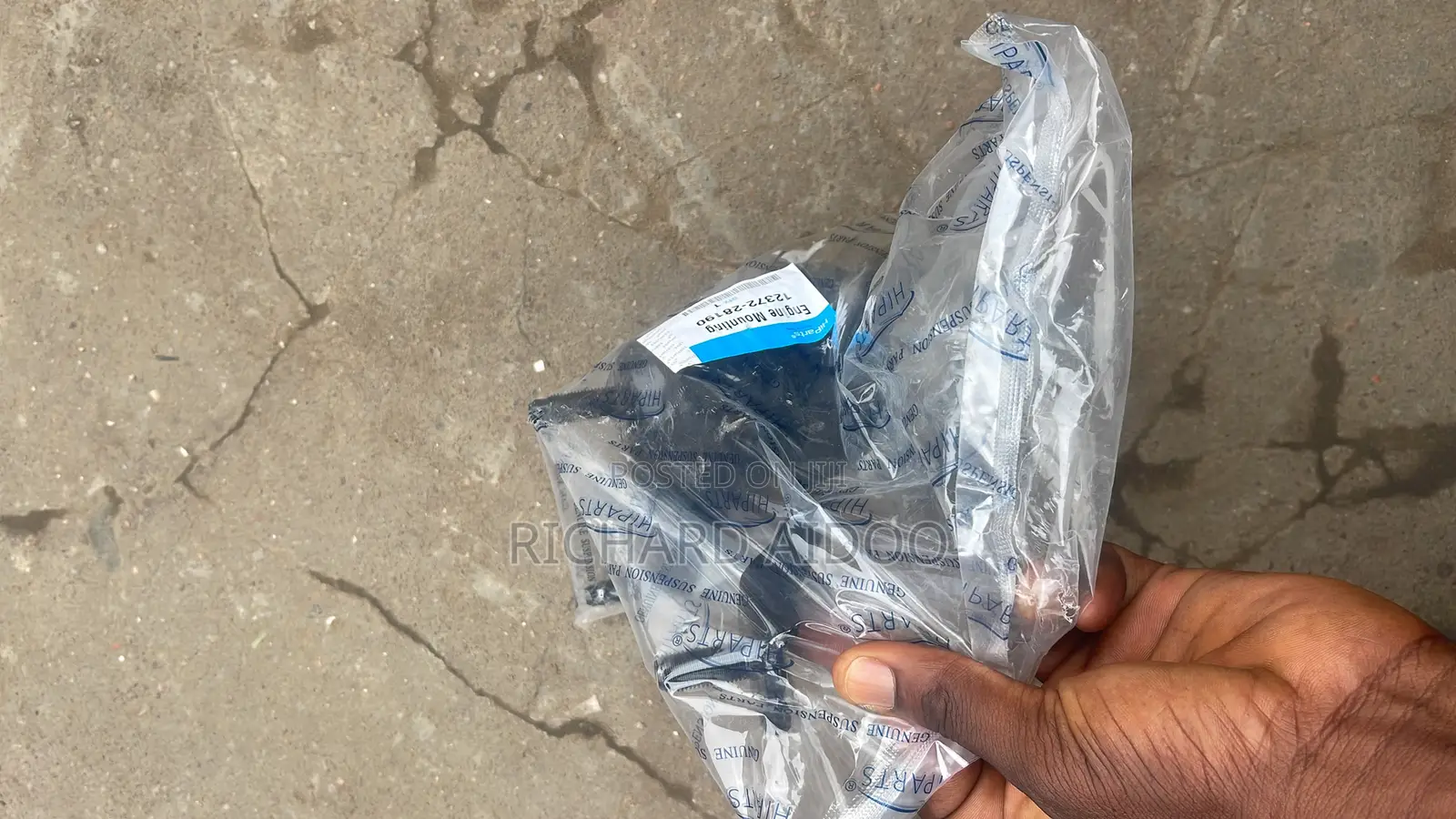 Toyota Camry 2010 Gear Box Seat Available